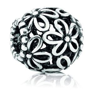 AUTHENTIC Pandora Flowers Charm